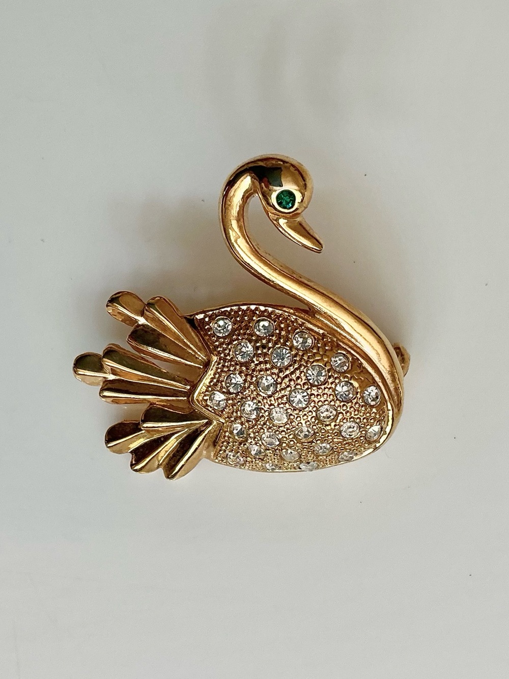 Vintage 80s 90s Roman gold tone swan statement brooch with rhinestones